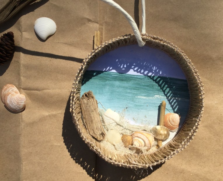 Beach diorama craft with DIY steps http://wp.me/p4cmnl-15e