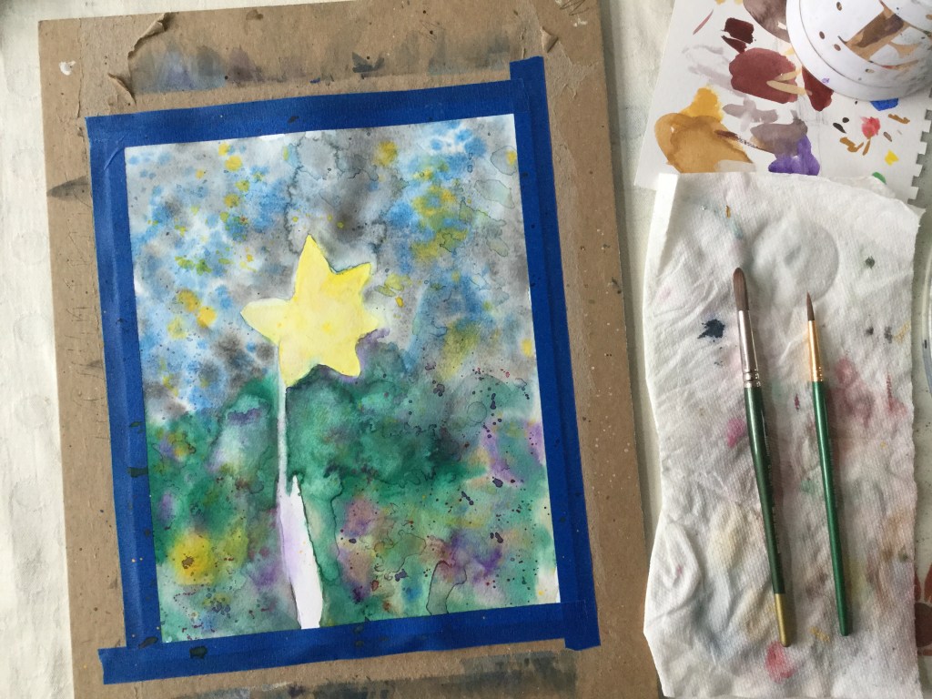 How to paint interesting backgrounds in watercolor